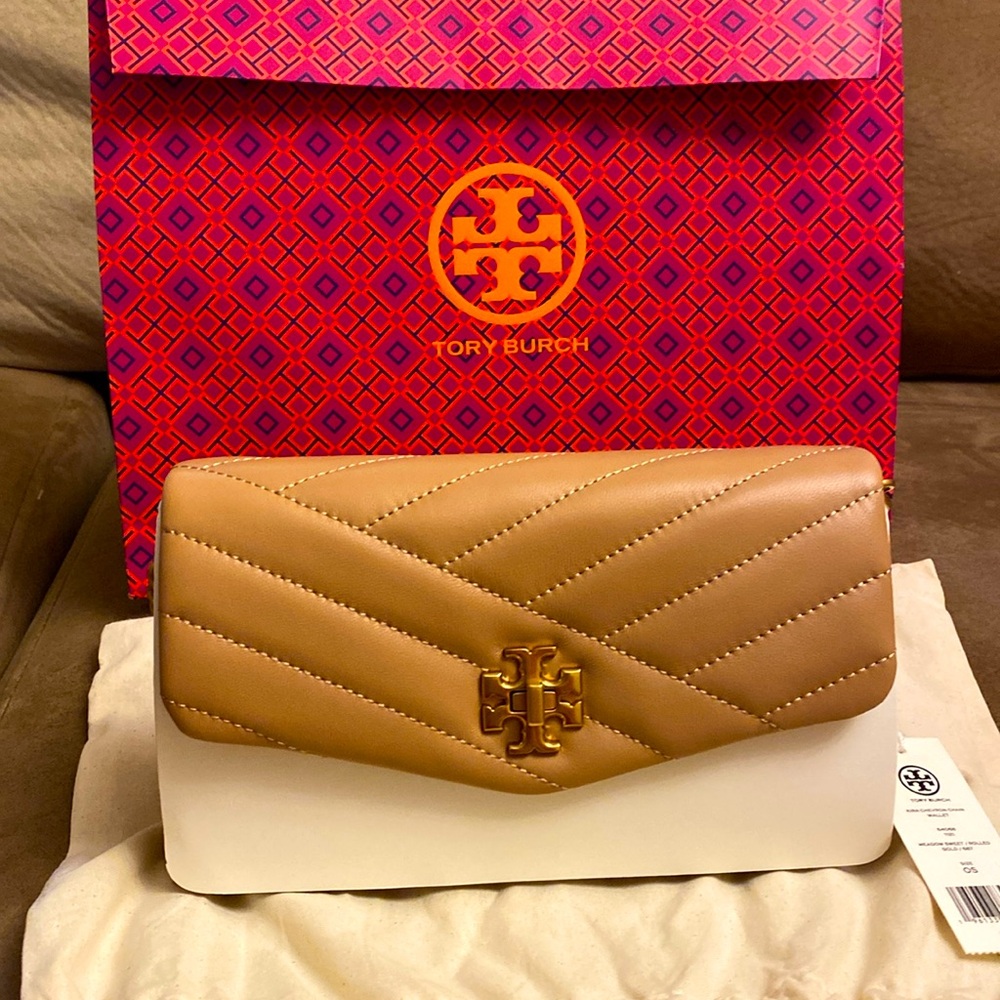 NWT Tory Burch Kira Chevron Chain Wallet